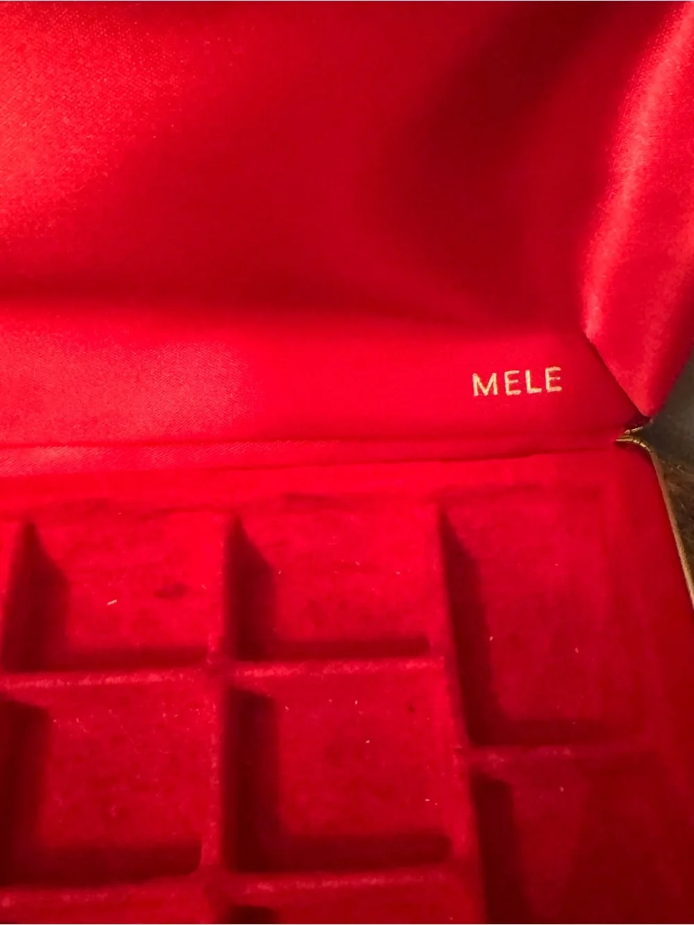 Mele good vintage